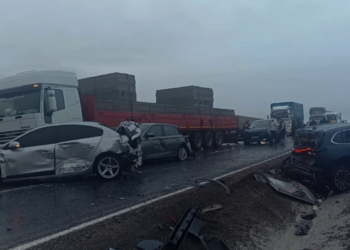 Kontrolden Çıkan Yolcu Otobüsü Dehşet Saçtı! 10 araca çarptı, 7 yaralı
