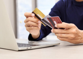 Kredi Kartı Limitlerini Düşürme Kararında Geri Adım: Düzenleme Askıya Alınıyor