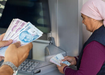 Maaşı Kesilen Emekli İçin Çıkış Yolu Var mı? SGK Başuzmanı İsa Karakaş Kimsenin Bilmediği Çözüm Yolunu Açıkladı