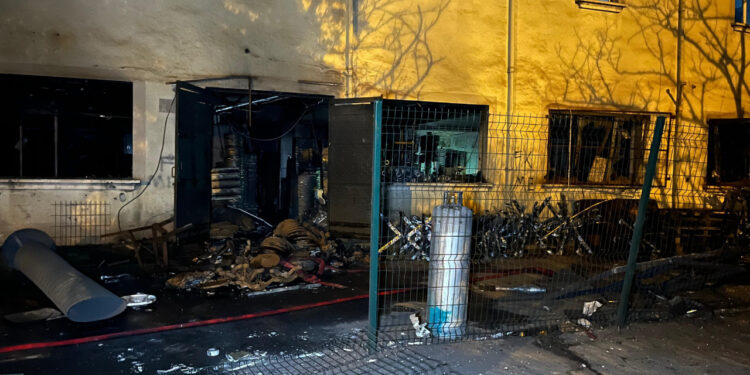 Metal Fabrikasında Tüp Patladı, Yaralılar Var