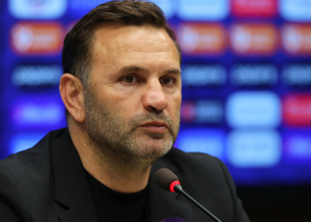 Okan Buruk Kaybın Teşhisini Koydu: 'Doğru Yerleşemedik, Kıramadık'