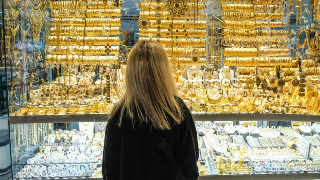 Orta Doğu'daki Savaş Altının Işığını Söndürdü: Gram Altın Ne Kadar?