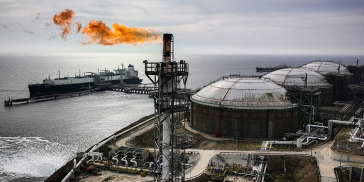 Piyasalarda 'Kızıl Pazartesi': Gaz Fiyatları Alev Aldı