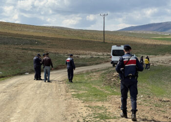 'Sondaj' Cinayeti: Baba ile Oğlu Öldürüldü