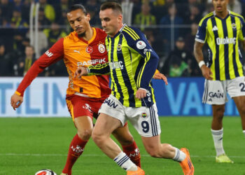 Süper Lig'in Düğümü Çözülüyor mu? Galatasaray-Fenerbahçe Maçının Muhtemel 11'leri Ortaya Çıktı