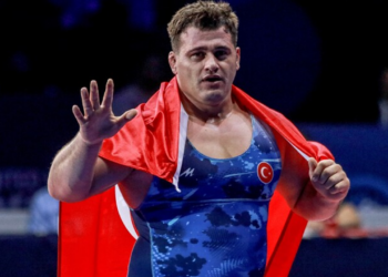 Tarihe Altın Harf, Rıza Kayaalp'ten Şampiyonluk Rekoru