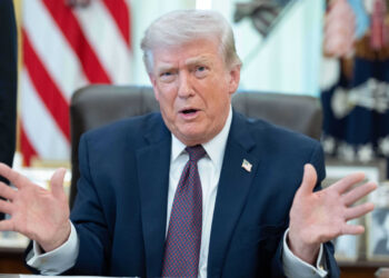 Trump: 2-3 Hafta Sert Saldıracağız, İran'ı 'Taş Devri'ne Geri Götüreceğiz