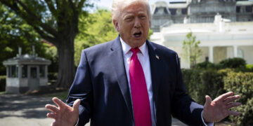 Trump'tan Anlaşma Çıkışı: Ya Kolay Yoldan Ya Zor Yoldan