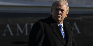 Trump'tan Hürmüz Boğazı İçin İddialı Çıkış: Kolayca Açıp, Petrolü Alabilir ve Servet Kazanabiliriz