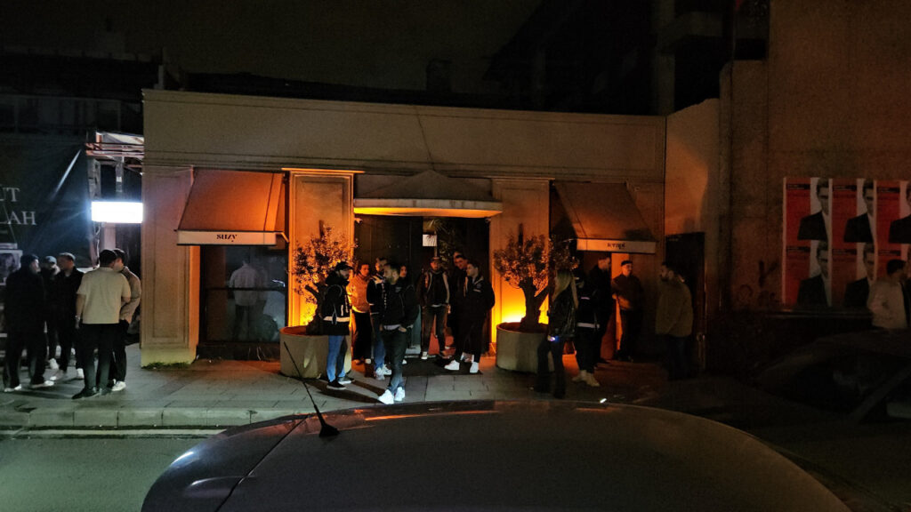 Ünlülere Bir 'Uyuşturucu' Operasyonu Daha: İstanbul'da Mekanlara Polis Baskını