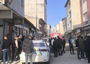 Giyadîn’de şüpheli ölüm: Yangın sonrası ölü bulan veterinerin boğazında kesikler tespit edildi