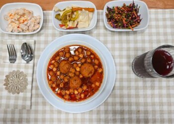 ‘Ana’sı ayrı, ‘kızı’ı ayrı emek: Özel davetlerin başrol oyuncusu