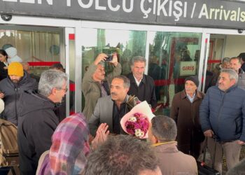 32 yıl sonra tahliye edilen Serhat Öztürk, Agirî’de karşılandı