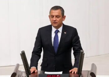 Özel’den süreç çağrısı: Daha fazla zaman kaybetmeden başarıya ulaşmasını bekliyoruz