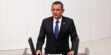 Özel’den süreç çağrısı: Daha fazla zaman kaybetmeden başarıya ulaşmasını bekliyoruz