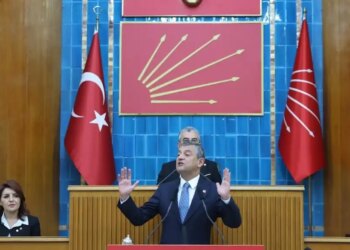 Özgür Özel: Türkiye’de para var ama millete değil faizcilere gidiyor