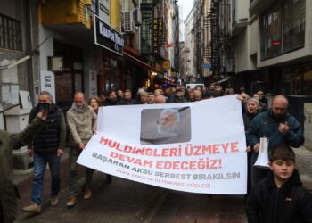 Hopa’da Aksu’nun tutuklanması protesto edildi: Bir milim geri adım atmayacağız