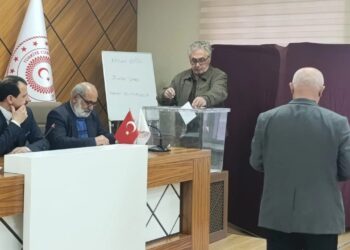 Çewlîg’de AKP adayı İl Genel Meclis Başkanı oldu