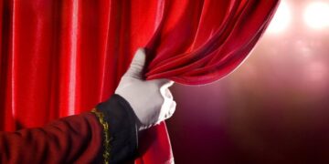 Trabzon Devlet Tiyatrosu ‘İstanbul’un Son Beyzadeleri’ oyununu sahneleyecek