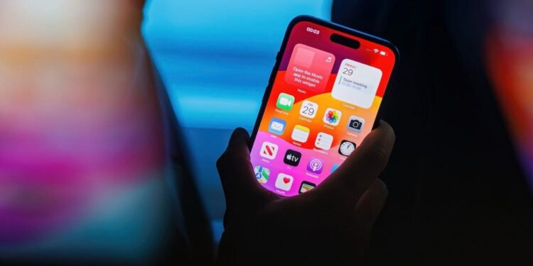 Yakında iOS 26.5 güncellemesi gelecek! iPhone kullanıcılarına neler sunulacak?