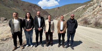 DEM Parti’den heyelan tepkisi: Colemêrg-Wan karayolu hala kapalı