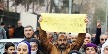  Birlik zamanı: Partilerle ya da partisiz