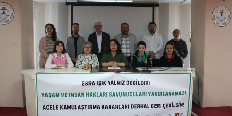 İzmir’de Esra Işık’ın mahkemesine çağrı