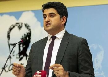 Ataşehir Belediye Başkanı Onursal Adıgüzel görevden uzaklaştırıldı