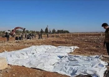 SOHR: Suriye’de Nisan ayında 4 toplu mezar bulundu