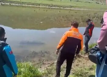  Qers’te Afganistanlı mülteci çocuğun cenazesi çayda bulundu