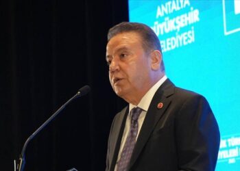 Tutuklu Muhittin Böcek hakkında bir tutuklama kararı daha