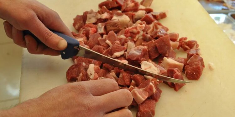 Kurban eti nasıl saklanır? Poşete koyanlar dikkat: ‘Eti anında yakarsınız, yeşerip bozulur!’