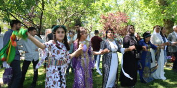 Birçok kentten çağrı: Kürtçe’ye statü