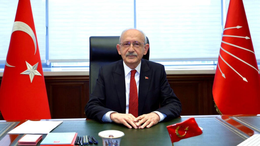 2,5 Yıl Sonra Dönüş: Kemal Kılıçdaroğlu CHP Genel Merkezi'nde