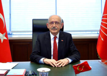 2,5 Yıl Sonra Dönüş: Kemal Kılıçdaroğlu CHP Genel Merkezi'nde