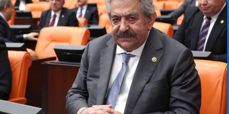 Feti Yıldız’dan foruma mesaj: Barış ve huzur için tarihi bir fırsat yakalandı
