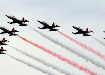 19 Mayıs SoloTürk ve Türk Yıldızları gösteri uçuşu nerede yapılacak? 19 Mayıs SoloTürk ve Türk Yıldızları gösteri uçuşu ne zaman, saat kaçta?