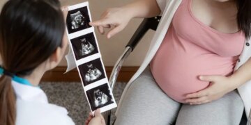 Tıpta milyonda bir görülen vaka: Aynı anda iki erkekten hamile kaldı!