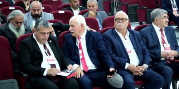 ‘Dedeler Zirvesi’ne tepki: Aleviliği nasıl asimile edebiliriz çalışması yürütüyorlar