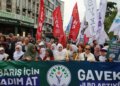 Kadıköy’de binler ‘barış, demokrasi ve çözüm’ için yürüdü