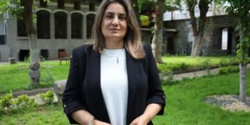 DEM Parti Hukuk Komisyonu Eşsözcüsü: Kalıcı barış hukuki düzenlemelerle olur