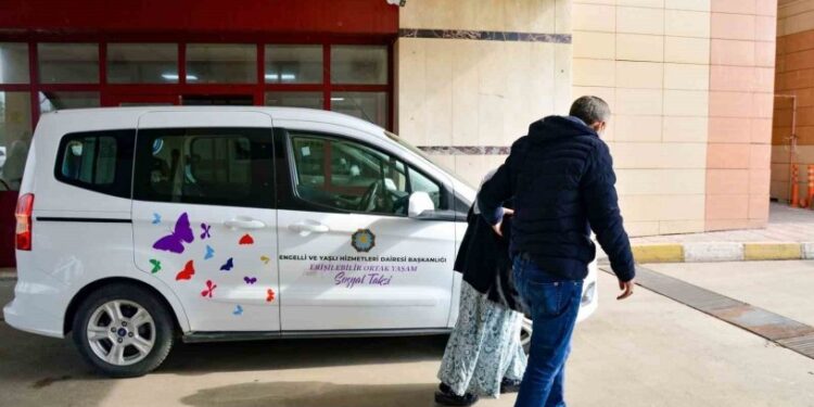 Sosyal Taksi ile kanser hastaları hastaneye ücretsiz götürülüyor