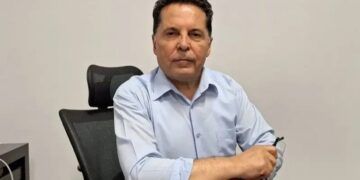Ahmet Özer: Kayyım belediye kaynaklarıyla siyaset yapıyor