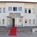 Askerler tarafından darp edilen tutsak askeri doktora götürüldü