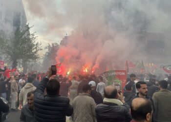 Amedspor taraftarından birçok kentte kutlama