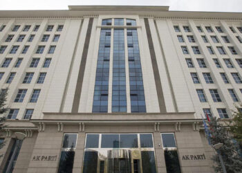 AK Parti’de Kamp Hazırlığı Başladı! Gündemde Kritik Başlıklar Var