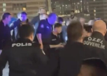 Bayrampaşa Halinde Ortalık Karıştı: 12 Polis Yaralandı