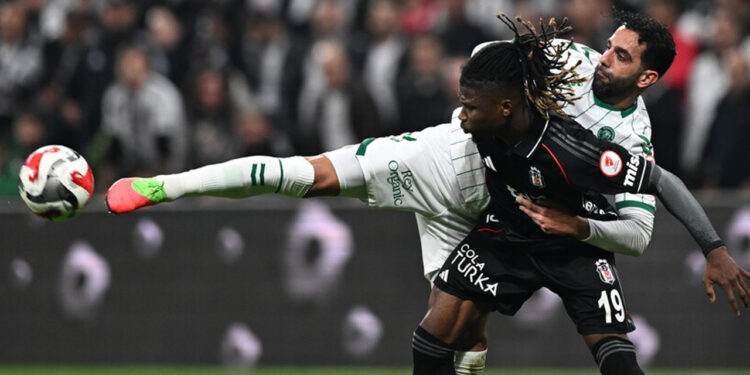 Beşiktaş ve Konyaspor'a PFDK Şoku