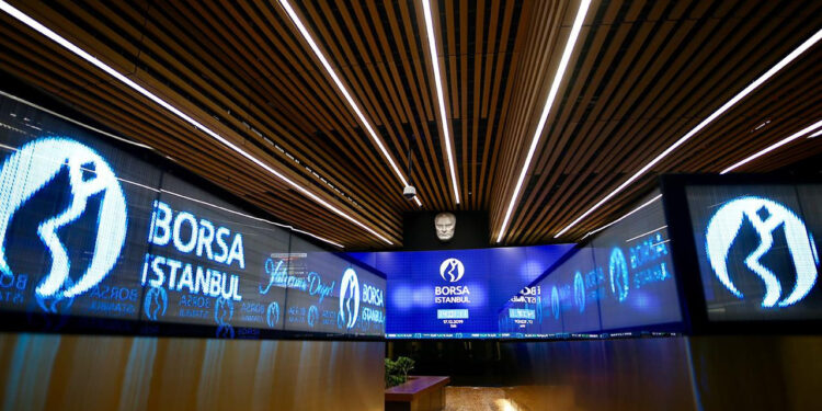 Borsa İstanbul'da Kritik Gün: Endeks Yükselişle Başladı, Gözler Dev Zirve ve TCMB'de
