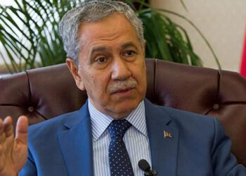 Bülent Arınç'tan 'Yeni Parti' Açıklaması